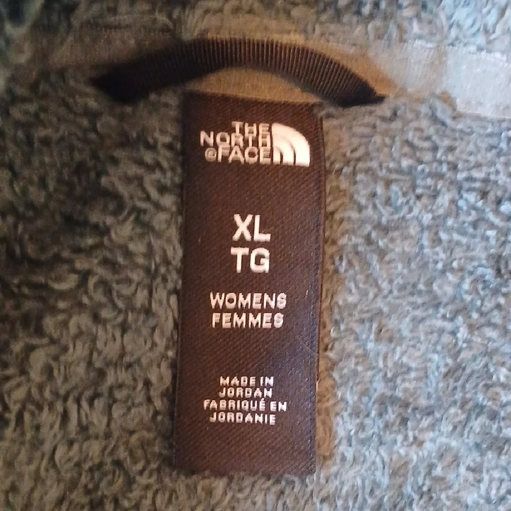 The North Face Women's Fleece Jacket - Green - Picture 2 of 6